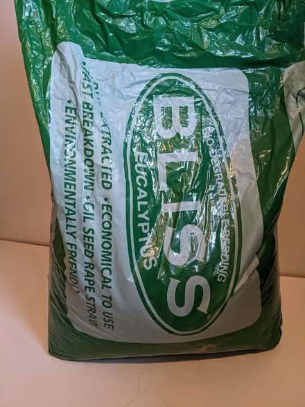Photo of free Pet guinea pig Bliss absorbent bedding (Ranmoor S10) #1