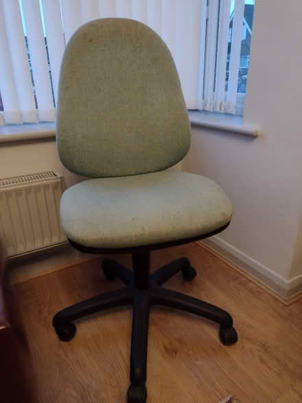 Photo of free Office chair (Sunny Hill DE23) #1
