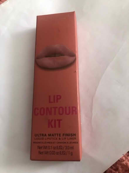 Photo of free Lip Contouring Kit (Beckenham) #1