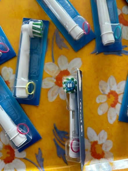 Photo of free Oral-B Electric Toothbrush Heads (Belmont Hill) #1