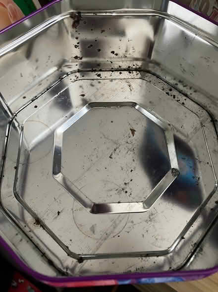 Photo of free Empty Chocolate/biscuit Tins (Belle Isle, LS10) #3