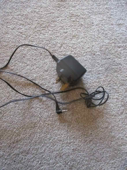 Photo of free AC to DC power adapter. (Innsworth GL3) #1