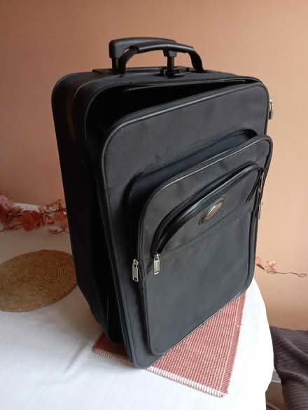 Photo of free carry-on luggage (Ulverley Green B91) #1