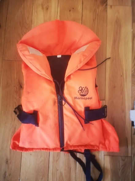 Photo of free Child life jacket (Forest Hill) #1