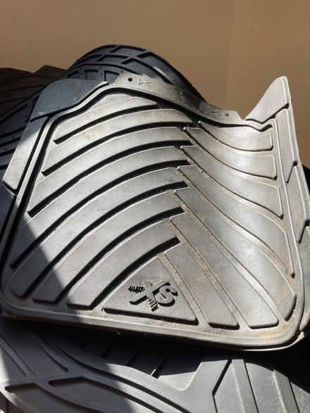 Photo of free Car mats (High Wycombe HP13) #1