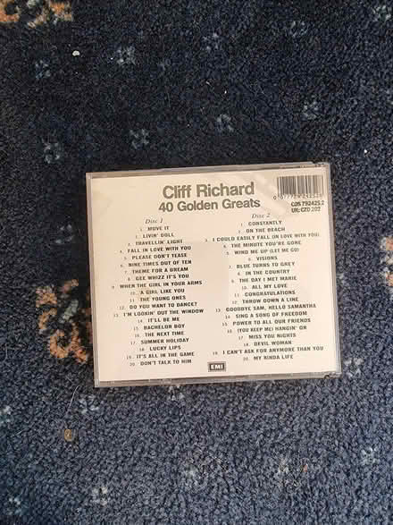 Photo of free Cliff Richard 2 cd set (DY6) #1