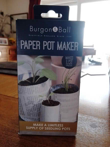 Photo of free Burgon & Ball Paper pot maker (Ip9 9sq) #1