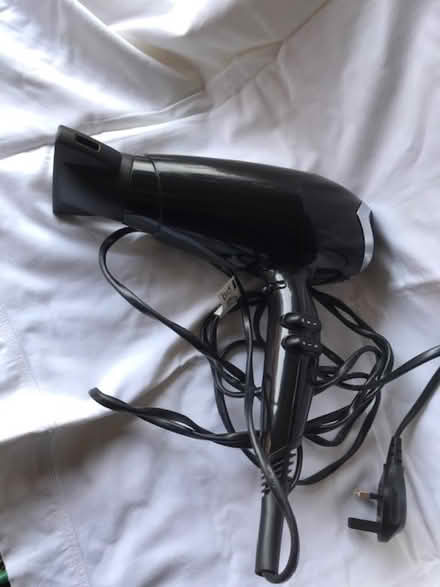 Photo of free hairdryer (Paley Street SL6) #1