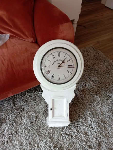 Photo of free white wall clock (Ulverley Green B91) #2