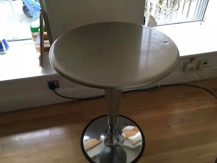 Photo of free Kitchen Table & Chair (Strawberry Hill TW2) #1