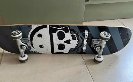 Photo of free Skateboard (SW19) #2