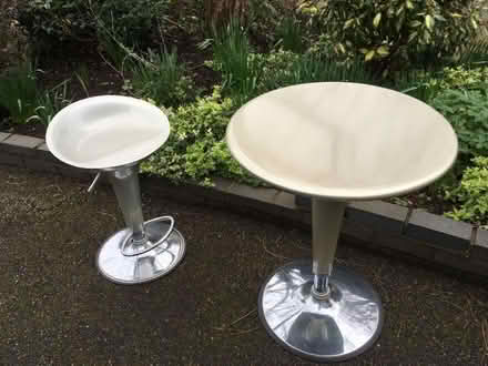 Photo of free Kitchen Table & Chair (Strawberry Hill TW2) #3