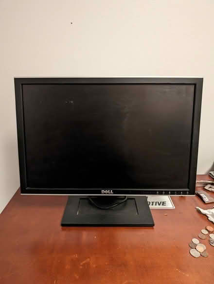 Photo of free Dell monitor (Cottage Grove wi) #1