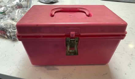 Photo of free Contents of an old sewing kit (Arlington Forest) #2