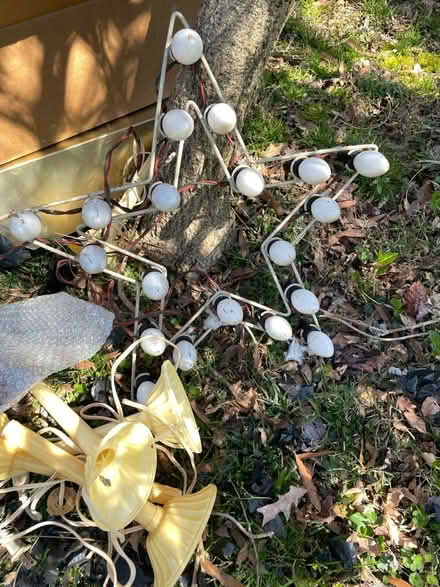 Photo of free Christmas Decorarions (Arlington Forest) #2