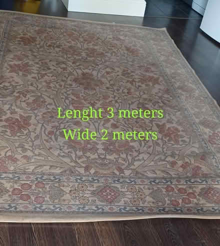Photo of free Large rug (Wickford) #2