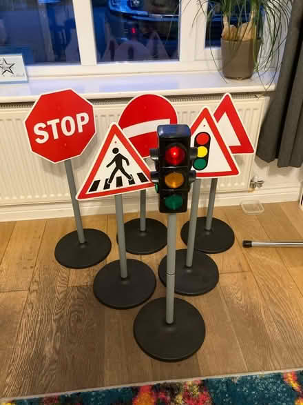 Photo of free Road signs (Rowditch (DE22)) #1