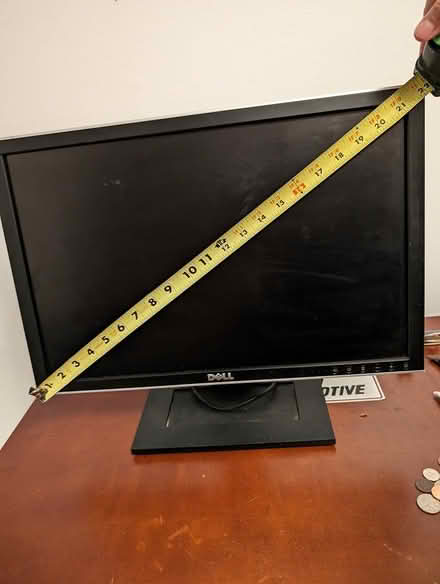 Photo of free Dell monitor (Cottage Grove wi) #2