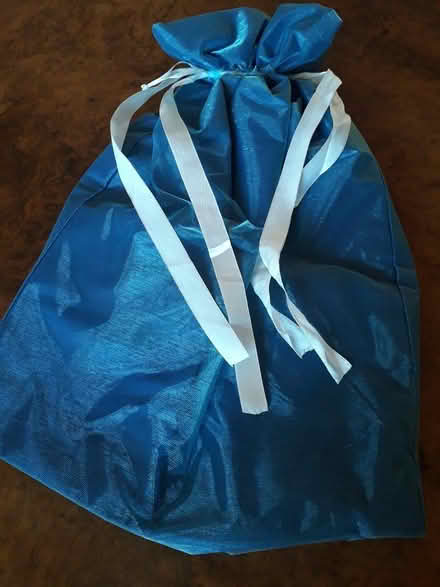 Photo of free Large fabric gift bag (Starbeck HG1) #1