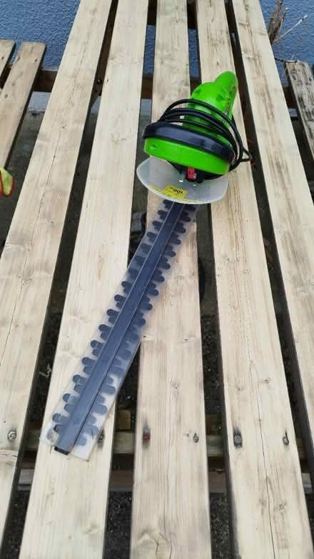 Photo of free Electric hedge trimmer (Templeogue) #1