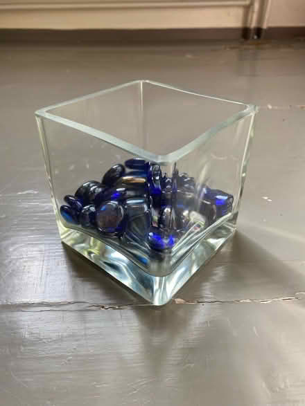 Photo of free Glass vase and beads (Barnsbury N1) #1