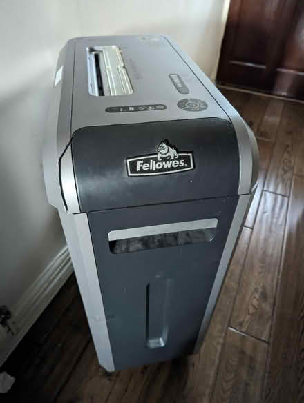 Photo of free Fellows S8 125Ci Shredder for parts (N4) #1