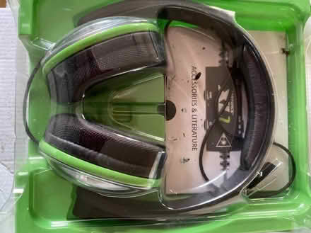 Photo of free Gaming headset has usb and red /white connectors (Buckley Hill L30) #1