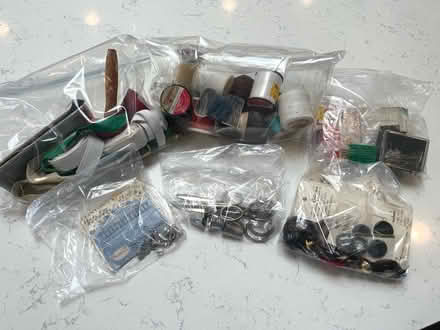 Photo of free Contents of an old sewing kit (Arlington Forest) #1
