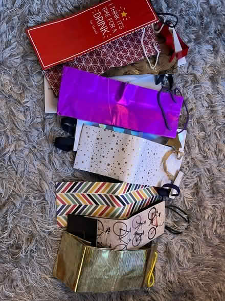 Photo of free Wine Gift Bags (TW2 Twickenham) #1
