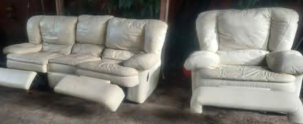 Photo of free Leather Couch and Chair (Palm & El Camino, Burlingame) #3