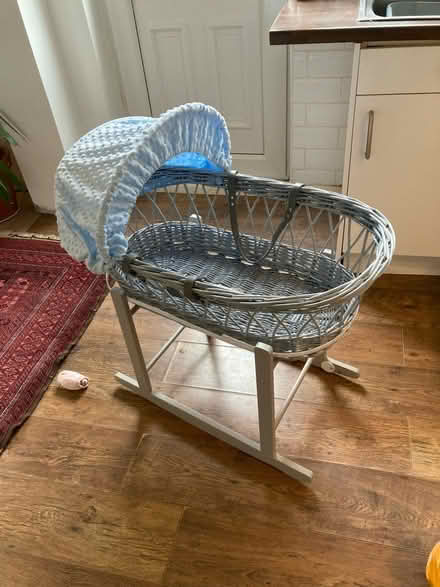 Photo of free Moses basket, stand and sheets (S8 woodseats) #2
