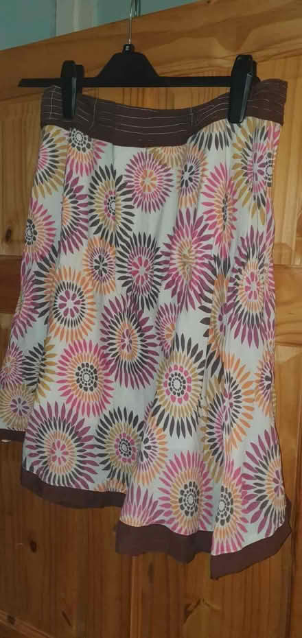 Photo of free Flowery summery skirt,size 14 (Rugeley WS15) #1