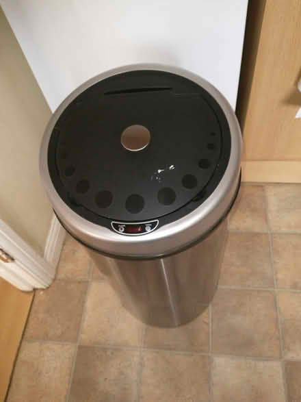 Photo of free Kitchen bin (OX11) #1