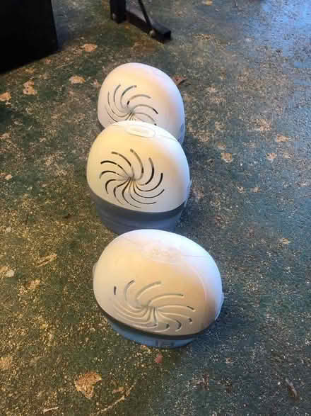 Photo of free 3 dehumidifier units (Bloxham OX15) #1