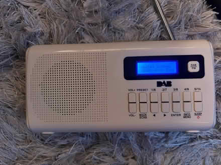 Photo of free FM/DAB Radio (TW2 Twickenham) #1