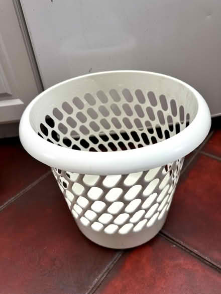 Photo of free Plastic Waste Basket (CT1) #2