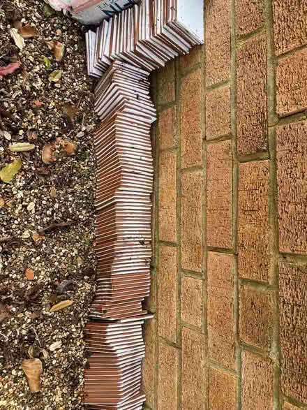 Photo of free Small white square wall tiles - approximately 100 (Hinchley Wood KT10) #2