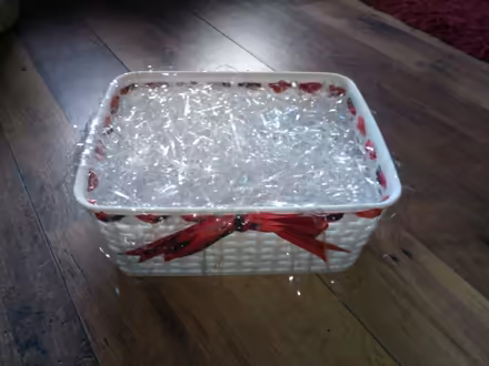 Photo of free Plastic basket (Harpur Hill SK17) #1