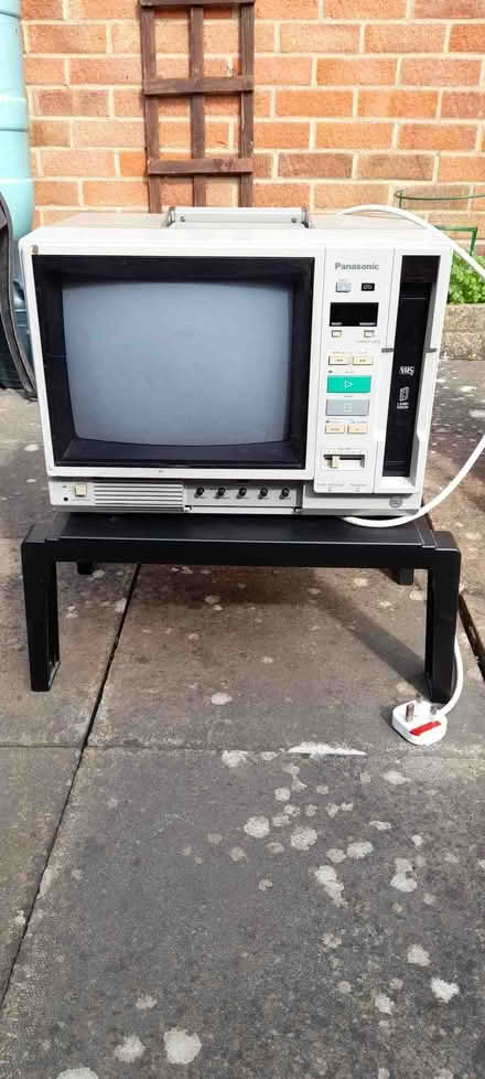 Photo of free Panasonic video player and separate stand (Pittville GL50) #1