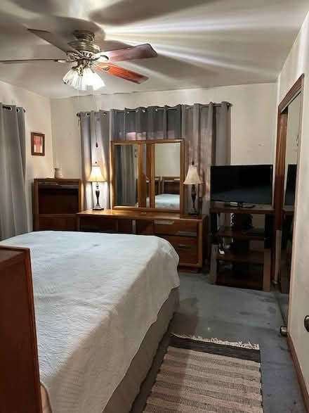 Photo of free Furniture must be moved by Thursday (Hyattsville, Md) #3