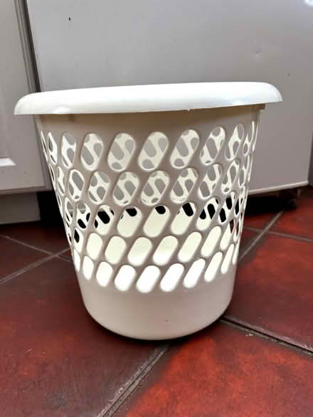 Photo of free Plastic Waste Basket (CT1) #1