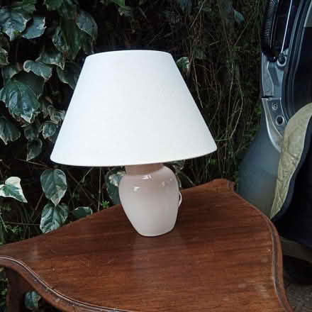 Photo of free Cream ceramic table lamp (Charlbury OX7) #1