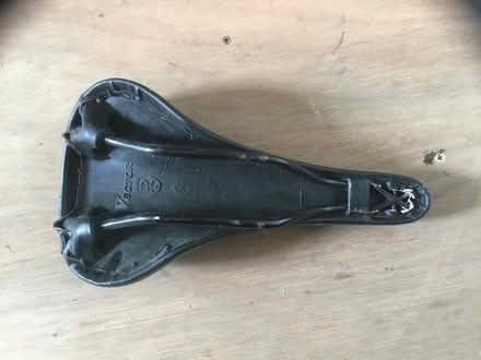 Photo of free Bike seat (CH47) #2