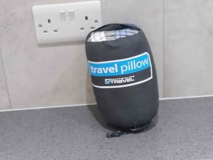 Photo of free Travel pillow (Morley DE21) #1