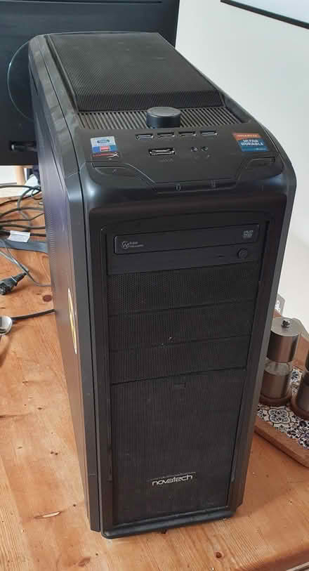 Photo of free Novatech PC & Samsung Screen (Farnham Common SL2) #2