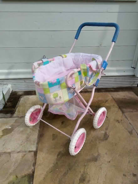 Photo of free Doll's Carrycot and Transporter (TN24) #2