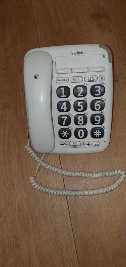 Photo of free Large button telephone (Caversham Heights RG4) #1