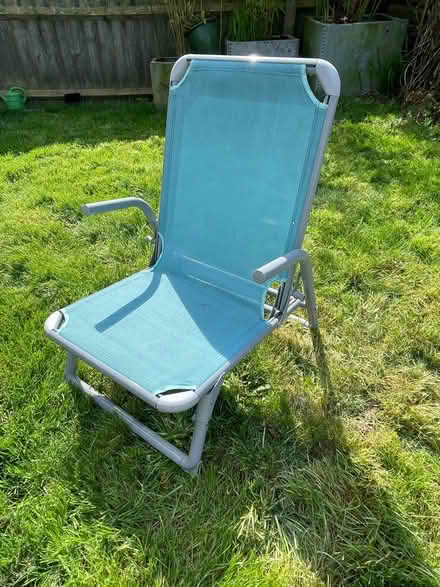 Photo of free Small beach chair (Yarnton) #1