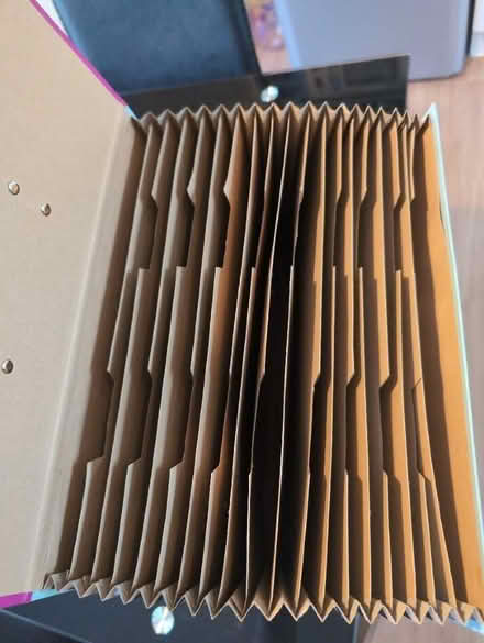 Photo of free Bird design expanding box file (Skipton BD23) #2