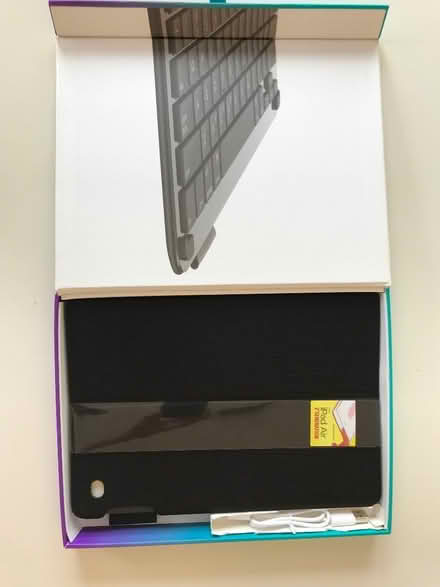 Photo of free Keyboard and cover for iPad (Ram Corner GU1) #2